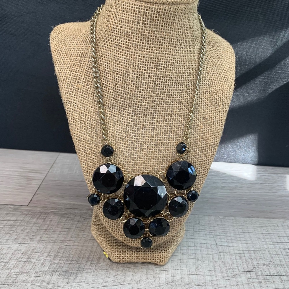 Black Faceted Stone Gold Tone Statement Bib Necklace 18 Inch Adjustable 5402